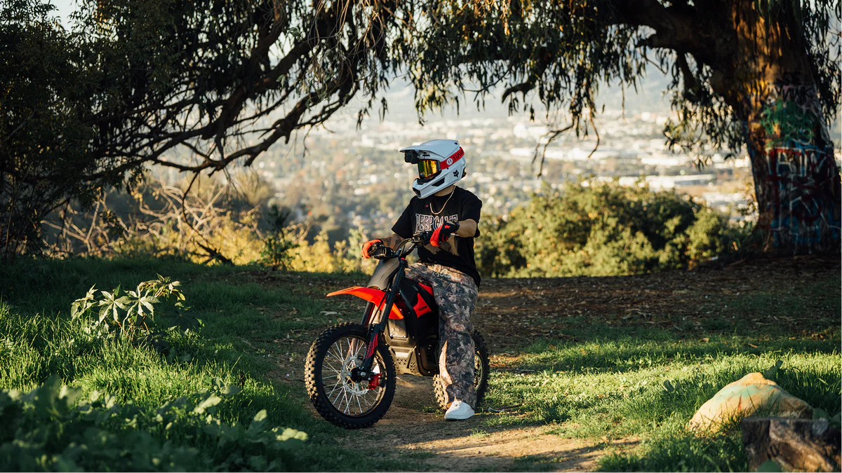 Yozma IN 10 PRO dirt bike. New 1 year warranty 50mph top speed
