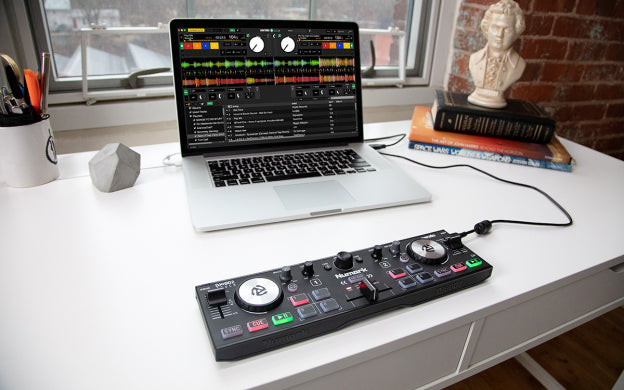 DJ2GO2 Touch CONTROLLER